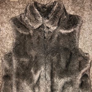 NWOT Banana Republic Faux Fur Vest